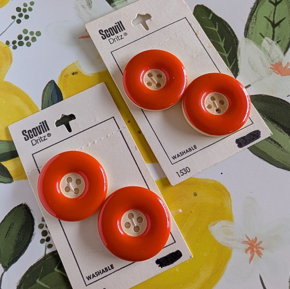 Vintage Scovill Dritz Orange Buttons 4 Hole 1 1/8" Made In Holland